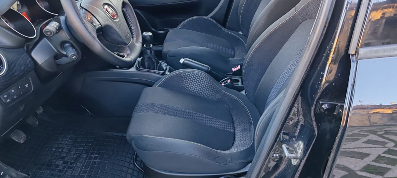Fiat Punto 1.4 6sk. EVO TOП!, снимка 9 - Автомобили и джипове - 52542296