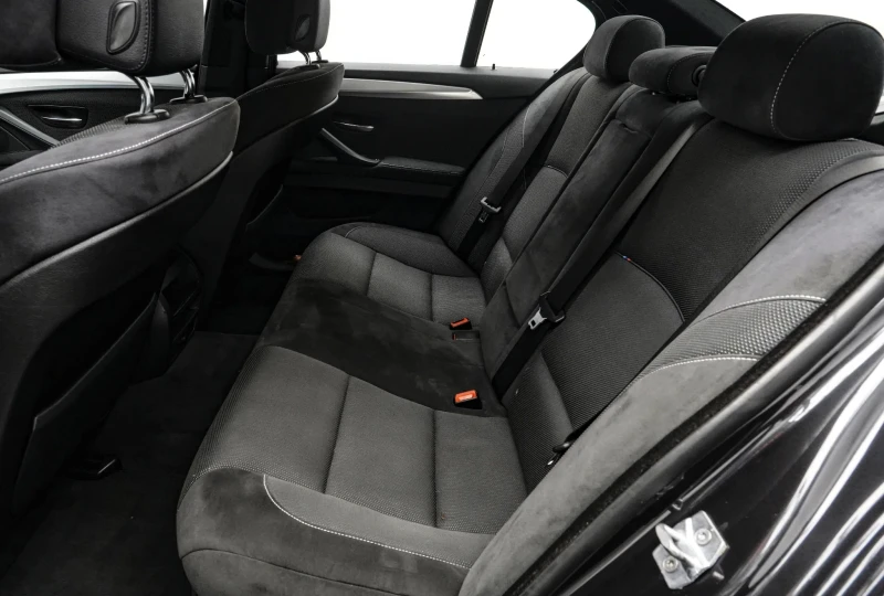 BMW 528 M-Sport , снимка 10 - Автомобили и джипове - 52721609