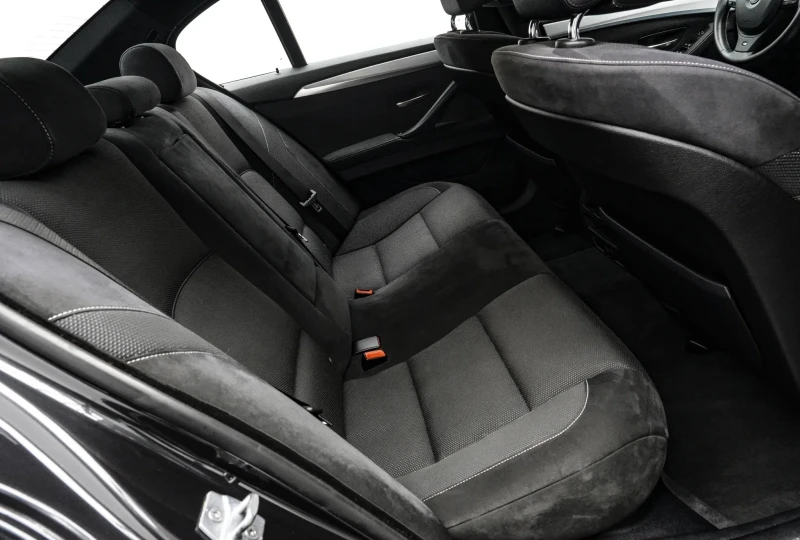 BMW 528 M-Sport , снимка 11 - Автомобили и джипове - 52721609