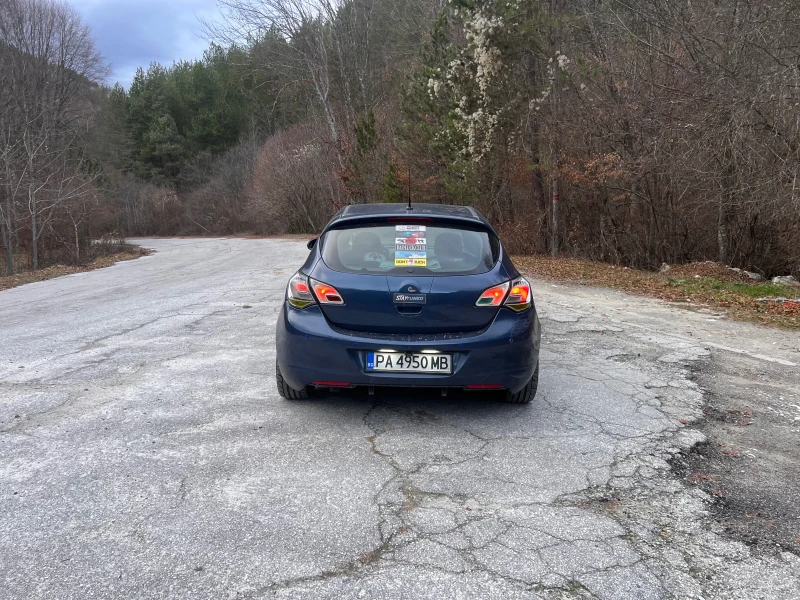 Opel Astra, снимка 4 - Автомобили и джипове - 53112480