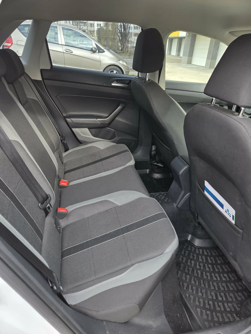 VW Polo, снимка 6 - Автомобили и джипове - 53121838