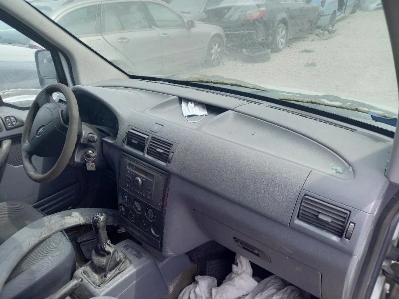 Ford Connect 1.8 TDCI, снимка 3 - Автомобили и джипове - 32982345