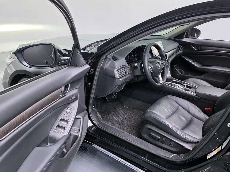 Honda Accord 2.0 Turbo Sports, снимка 11 - Автомобили и джипове - 55921972
