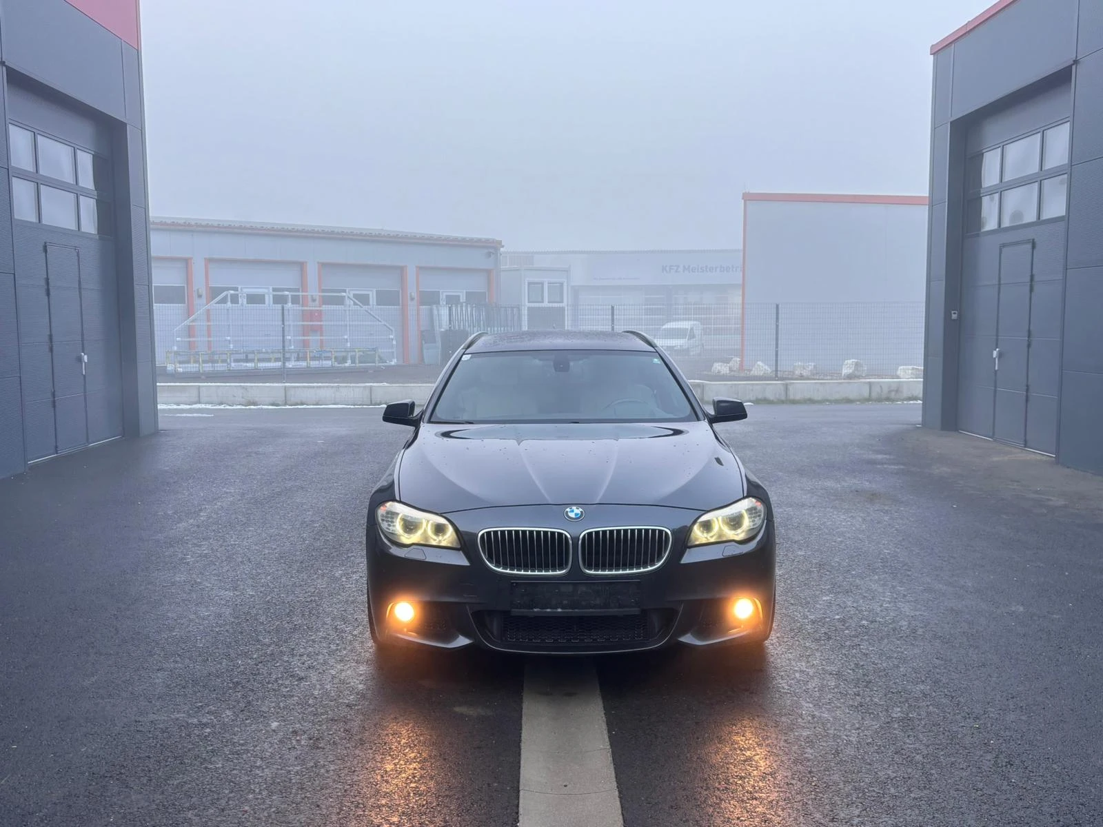 BMW 530 BMW 530d xDrive F11, 258 к.с., M Sport камери, снимка 1