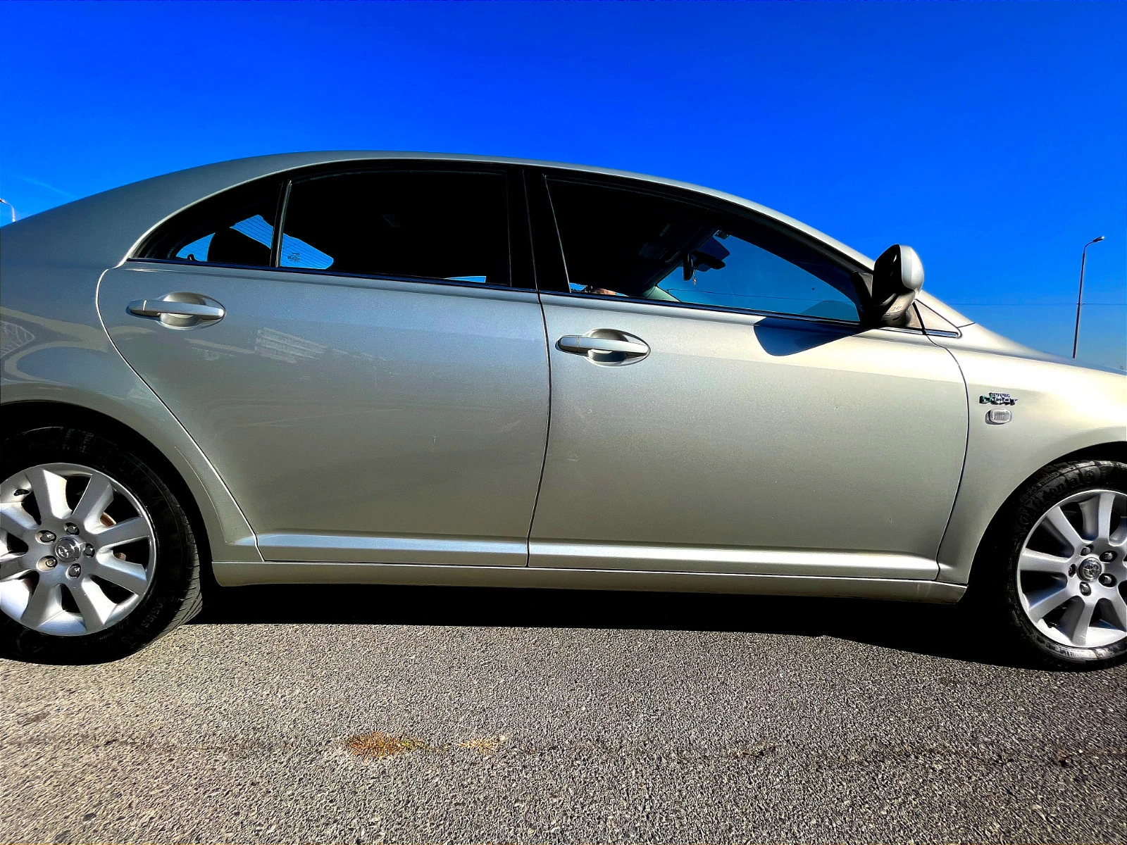 Toyota Avensis 2.2 D-CAT 177HP - изображение 7