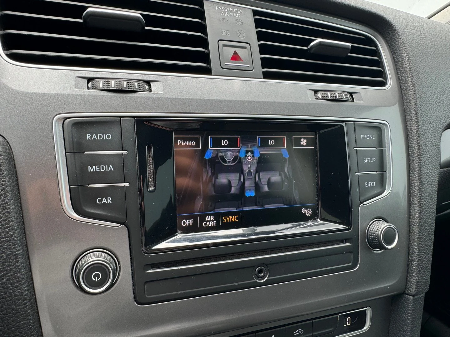 VW Golf Silver Edition 1.6TDI BMT | Mobile.bg — изображение 11