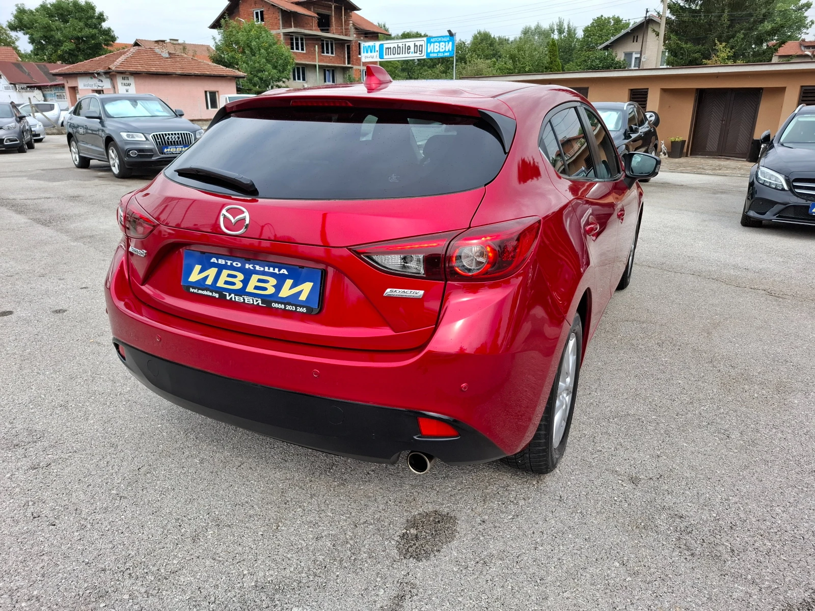 Mazda 3 1.5i SKYACTIV  - изображение 4