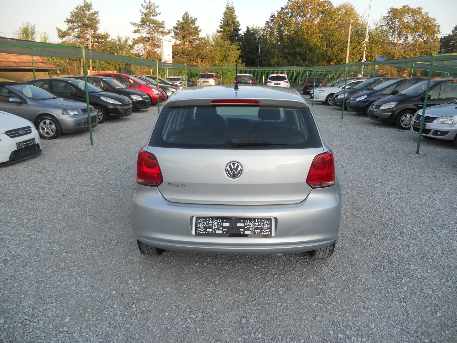 VW Polo 1.2TDIЛизинг! РЕАЛНИ КИЛОМЕТРИ+ СЕРВИЗНИ ДОКУМЕНТИ - изображение 5