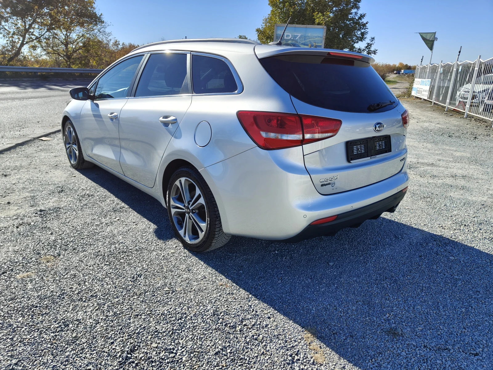 Kia Ceed 1.6 CRDI GT LINE EURO 6b FULL - изображение 2