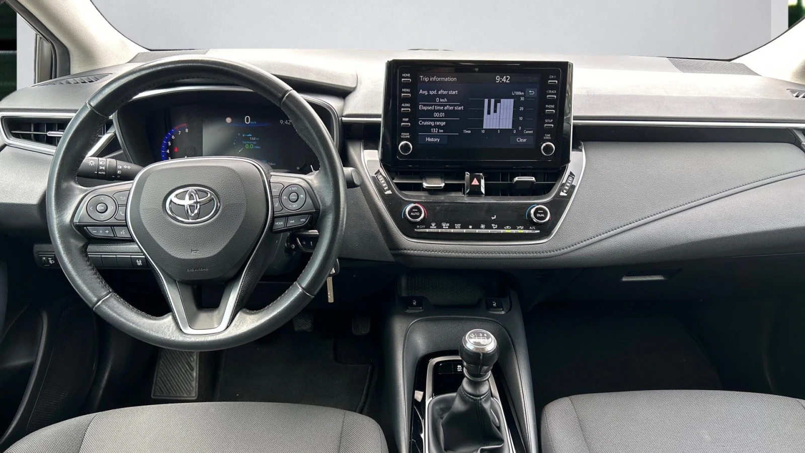 Toyota Corolla 1. 5i  Executive, Месечна вноска от 307 лв. - изображение 8