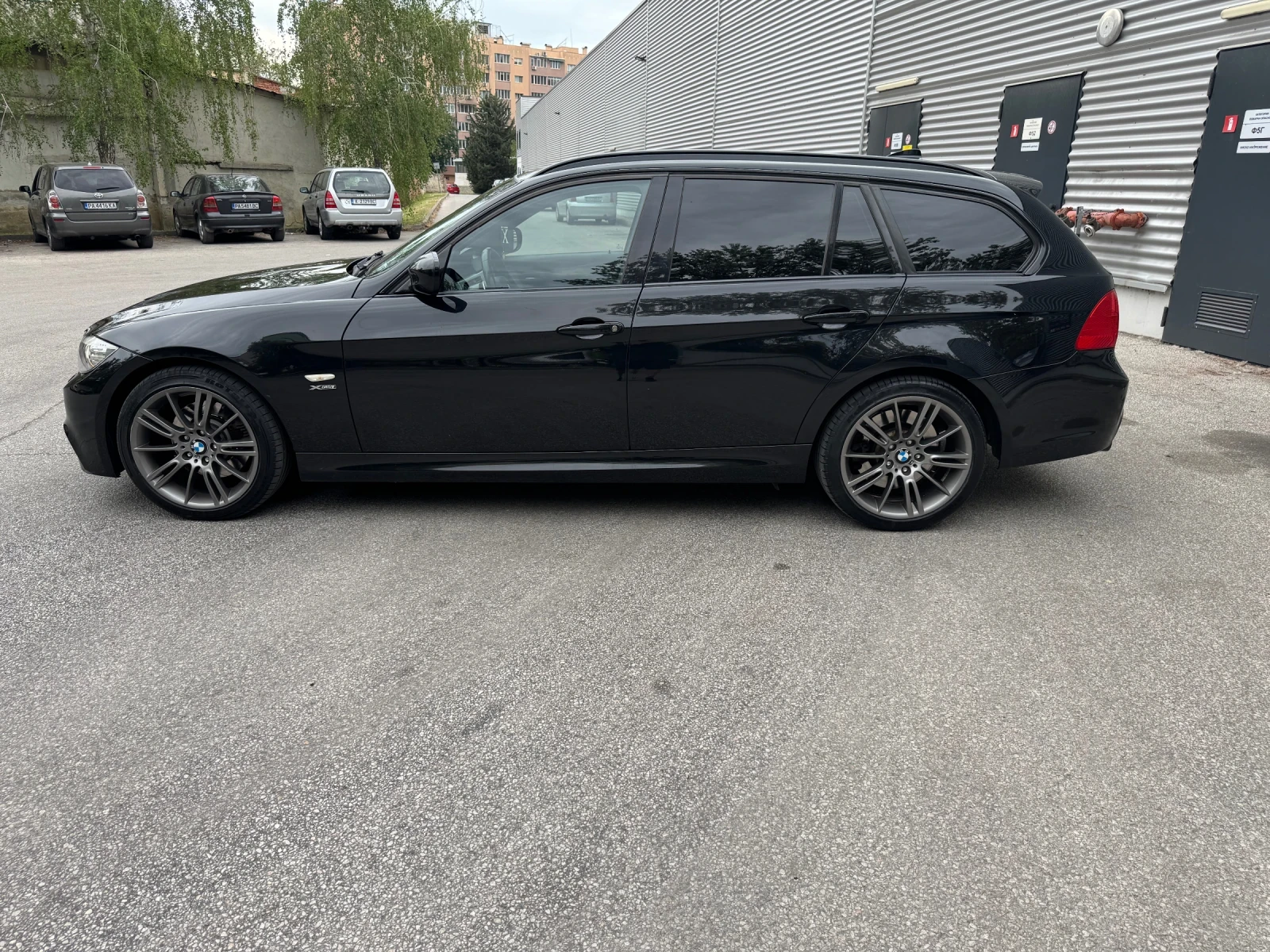 BMW 330 xDrive Limited Edition / M Pack / - изображение 5