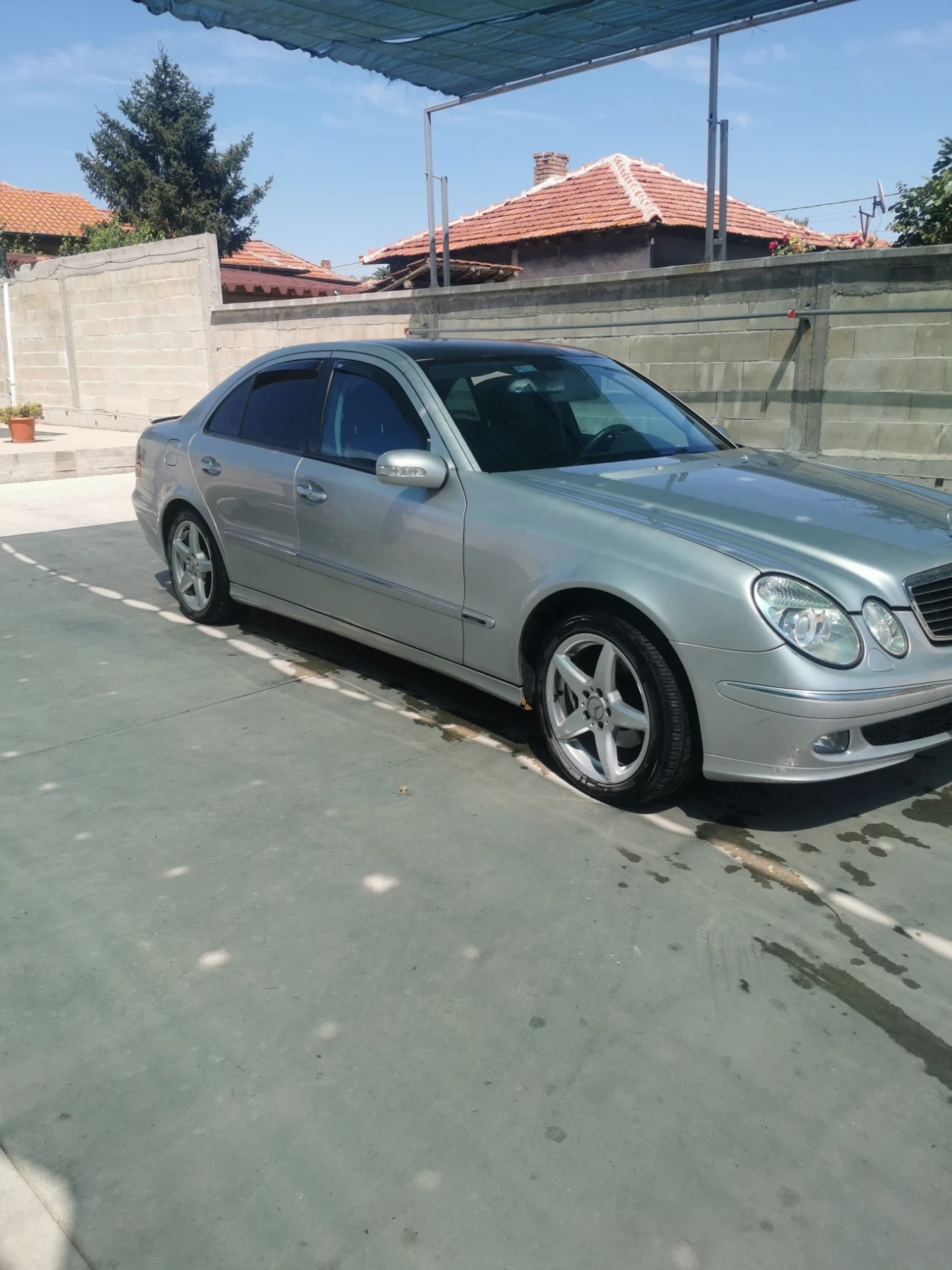Mercedes-Benz E 270  - изображение 2