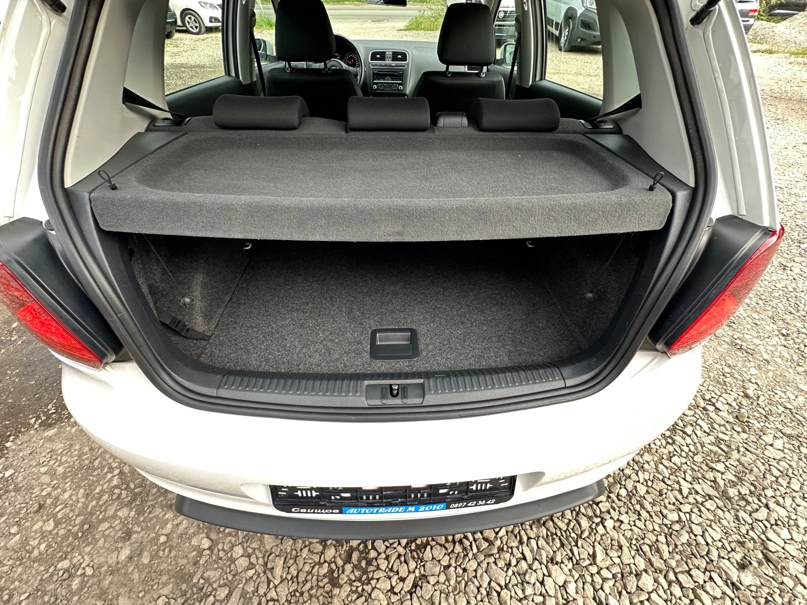 VW Polo BENZIN* FACE* R-LINE*  - изображение 7