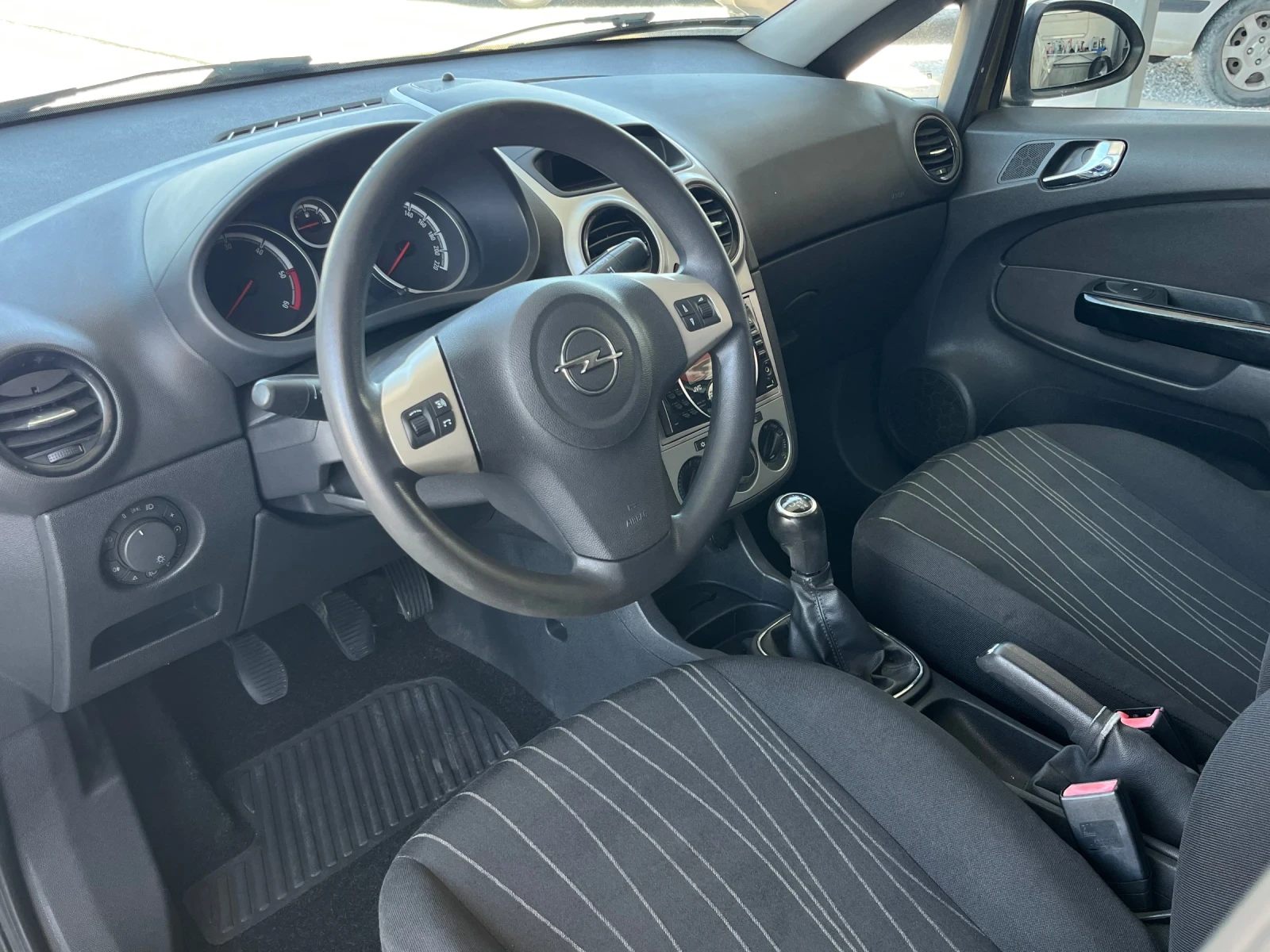 Opel Corsa 1.3 CDTI - изображение 5