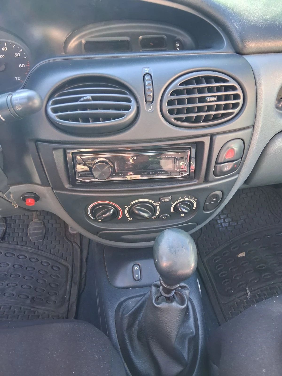 Renault Megane газ и бензин | Mobile.bg — изображение 3