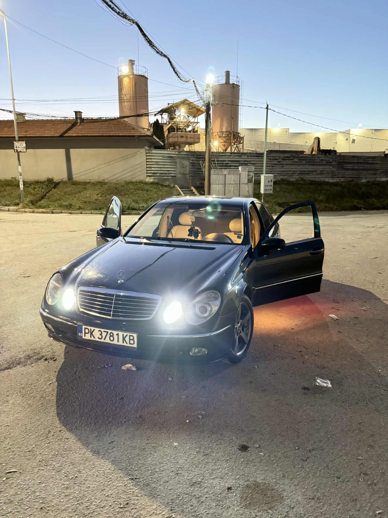 Mercedes-Benz E 270  - изображение 5