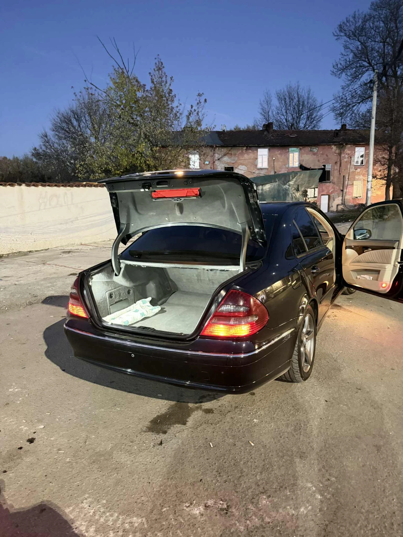 Mercedes-Benz E 270  - изображение 3