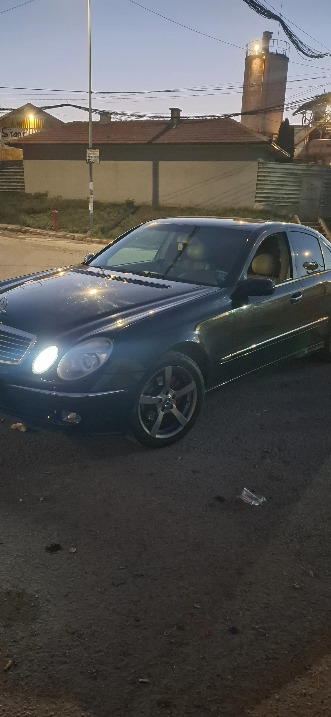 Mercedes-Benz E 270  - изображение 6