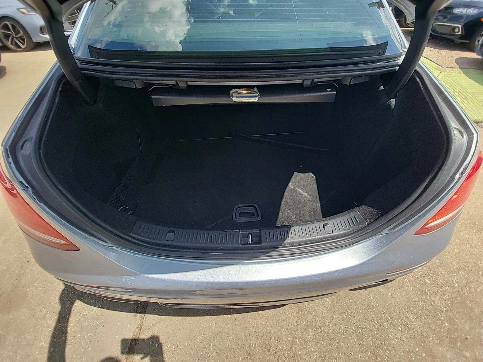 Mercedes-Benz E 300 4MATIC| |  |  | Mobile.bg   11