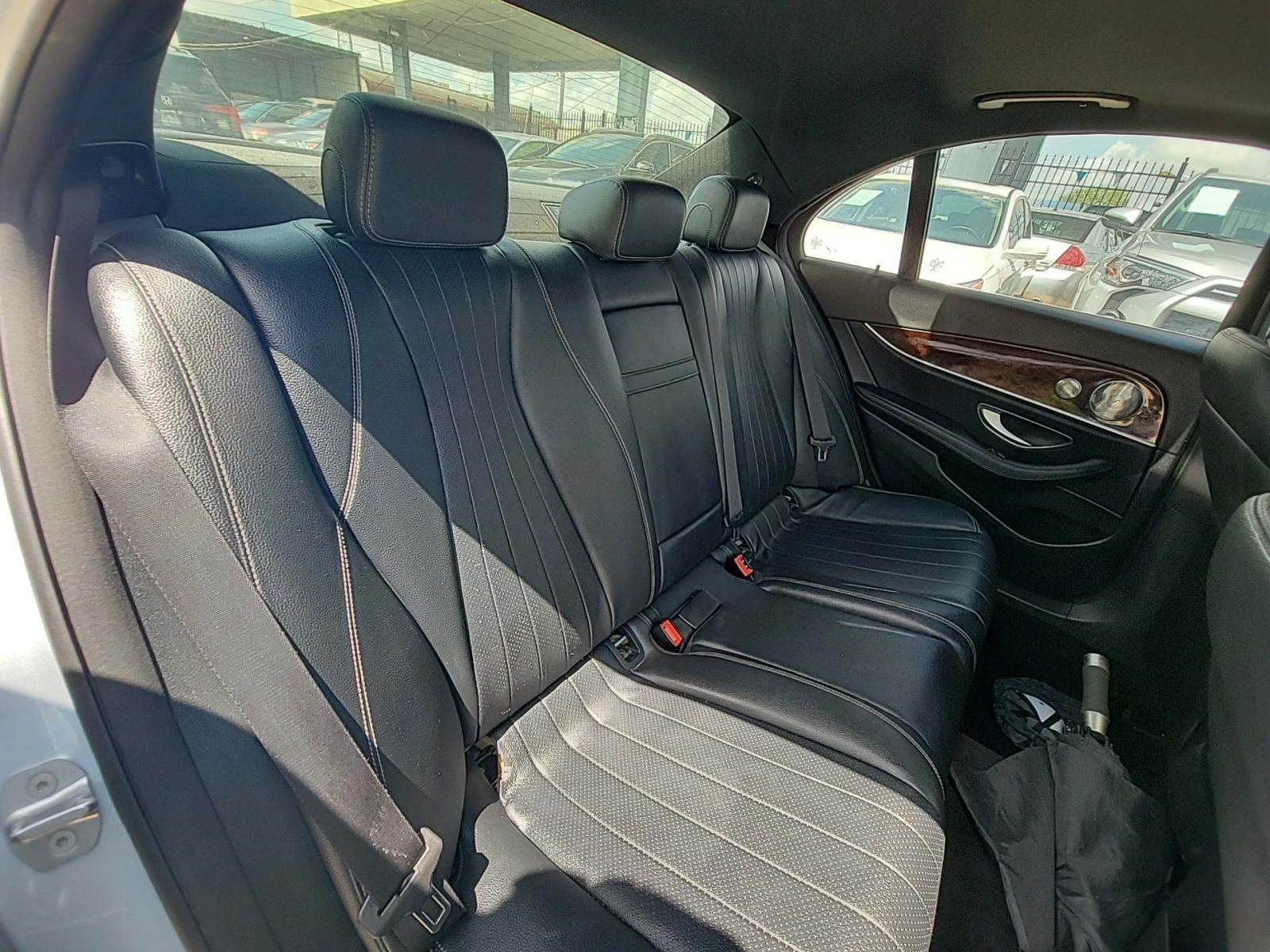 Mercedes-Benz E 300 4MATIC| |  |  | Mobile.bg   12