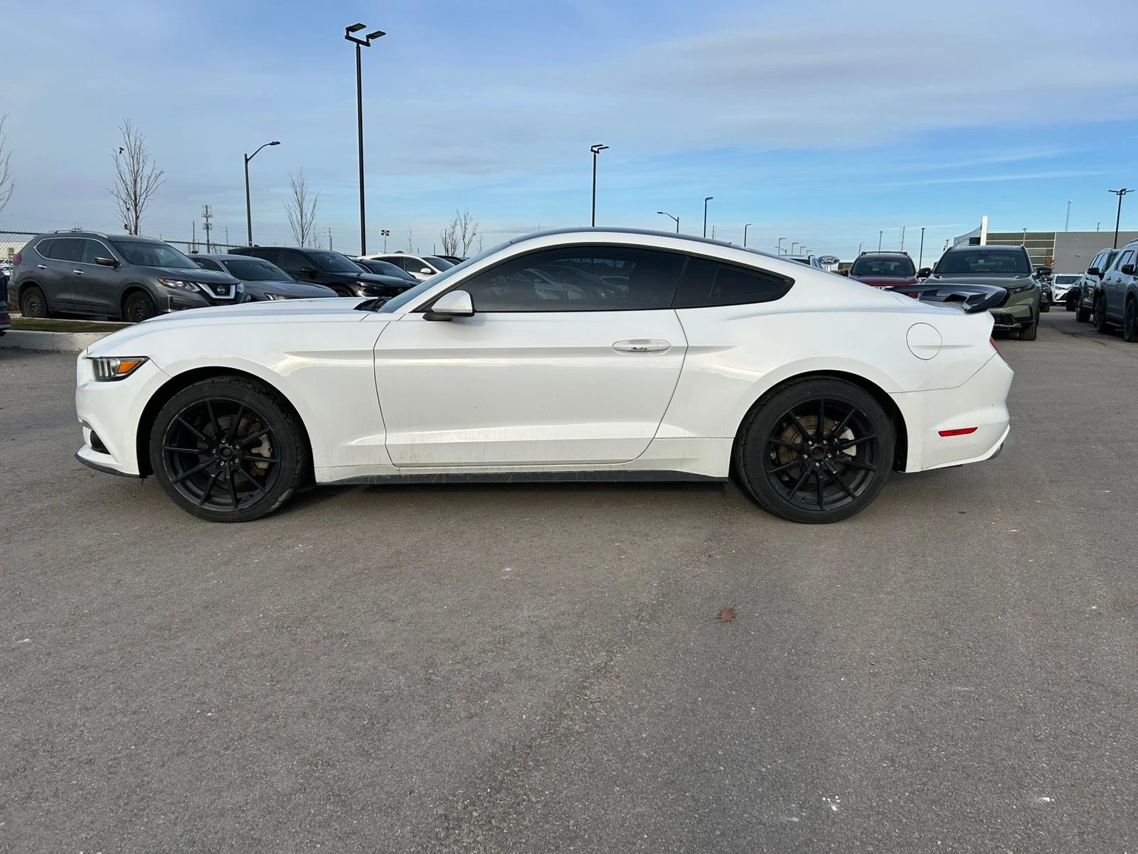 Ford Mustang * CARFAX *    | Mobile.bg   4