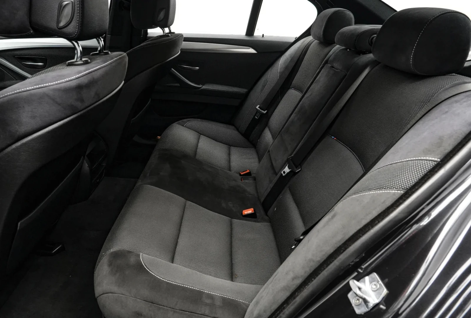 BMW 528 M-Sport  - изображение 10