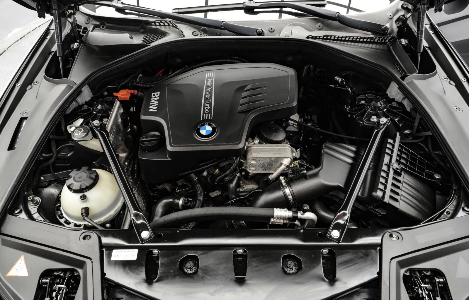 BMW 528 M-Sport  - изображение 5