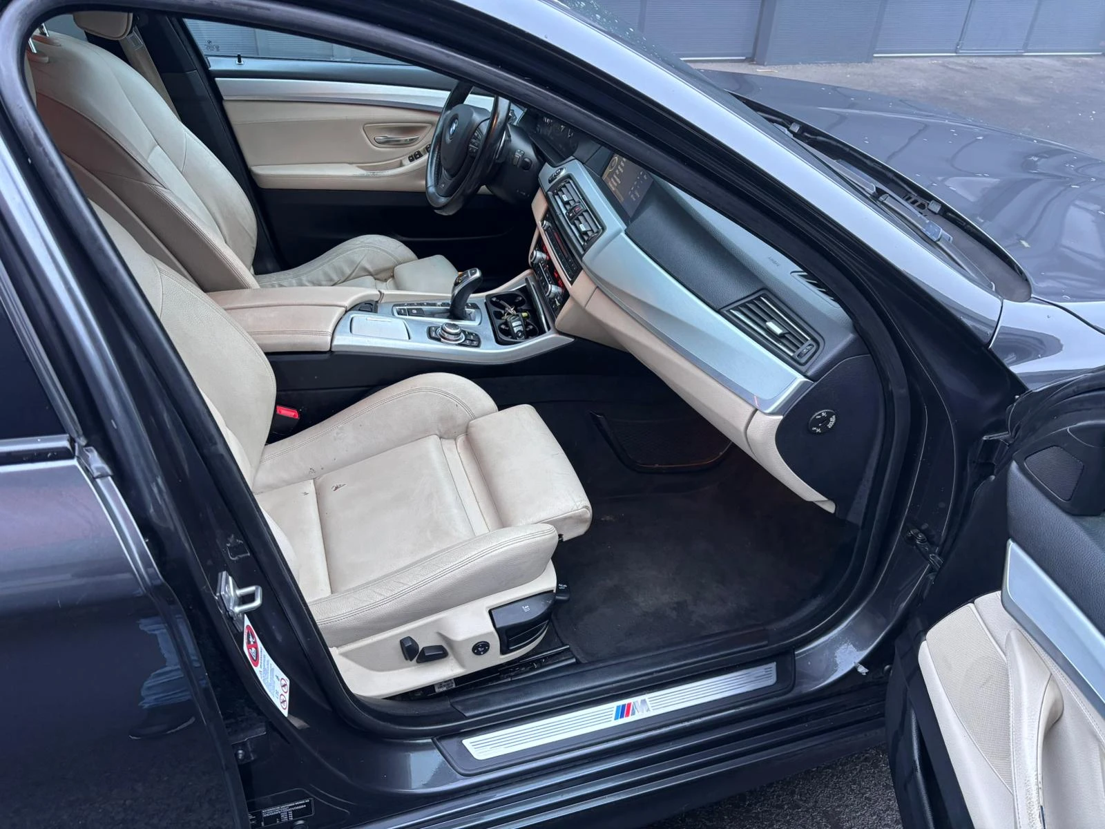 BMW 530 BMW 530d xDrive F11, 258 к.с., M Sport камери - изображение 10