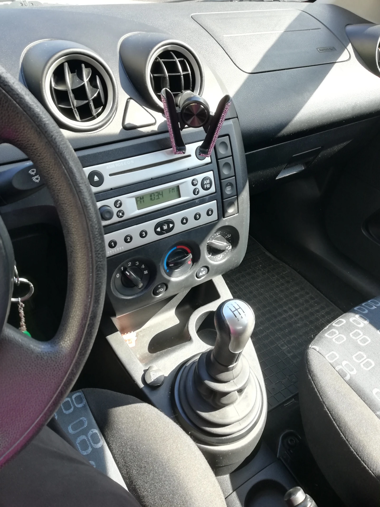 Ford Fiesta, снимка 3 - Автомобили и джипове - 53746797