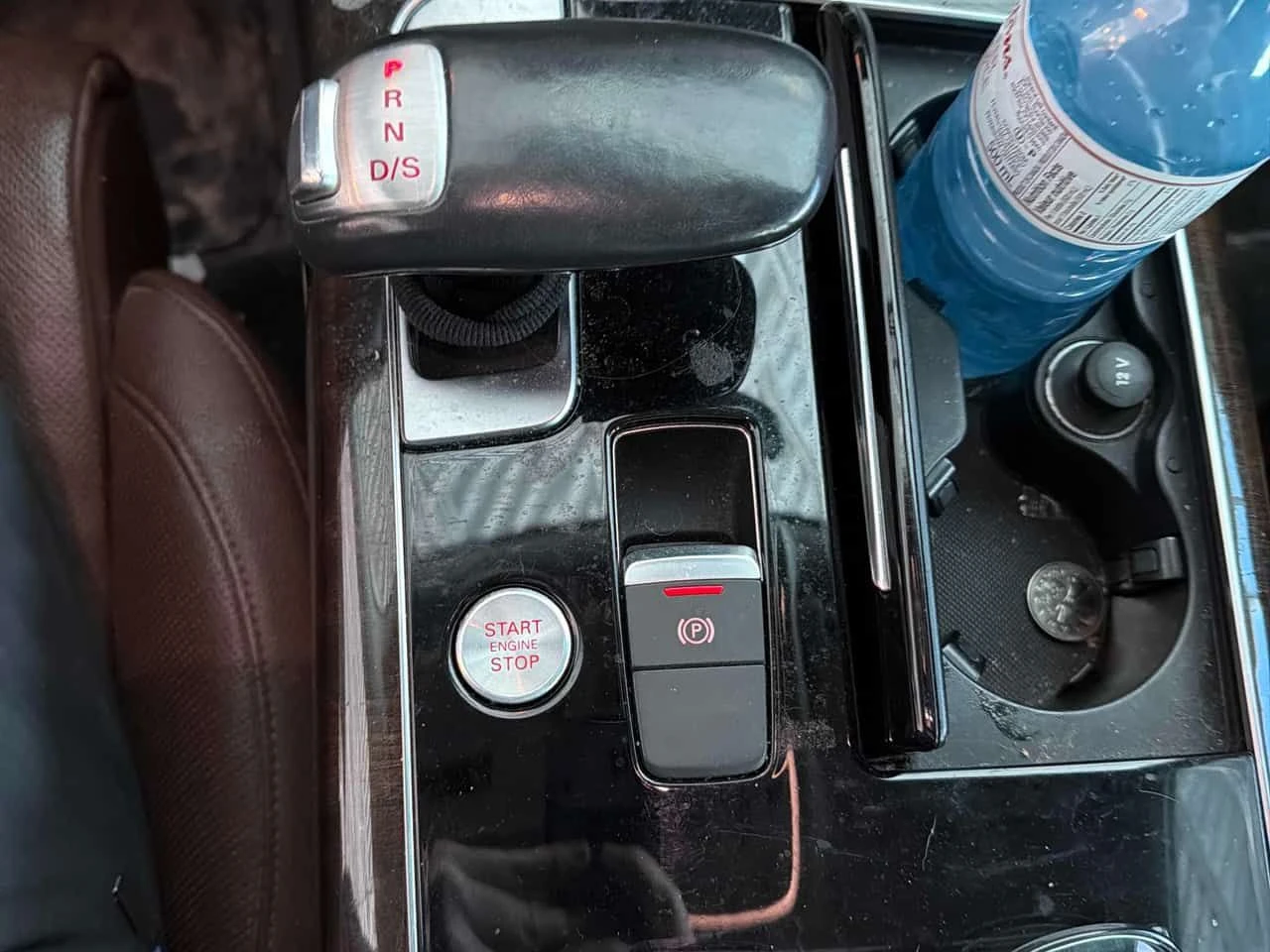 Audi A8 * 3.0T * CARFAX * ЦЕНА ДО БГ, снимка 17 - Автомобили и джипове - 53858472