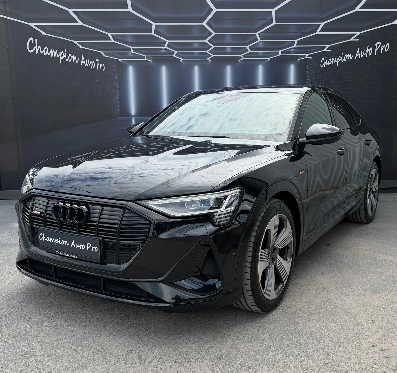 Audi E-Tron S-Line HUD/KAM360/B&O