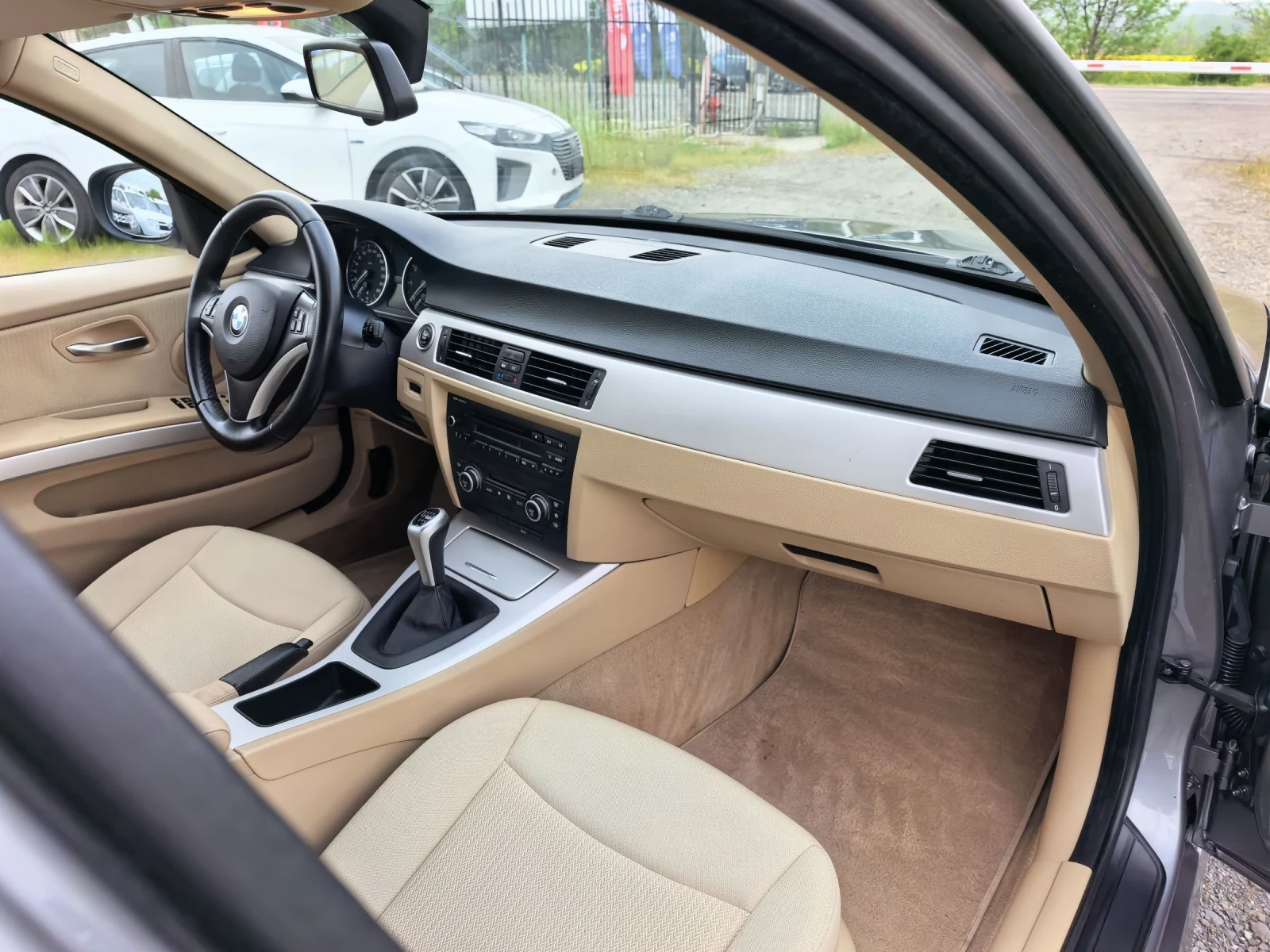 BMW 318 2, 0i, снимка 10 - Автомобили и джипове - 54488271