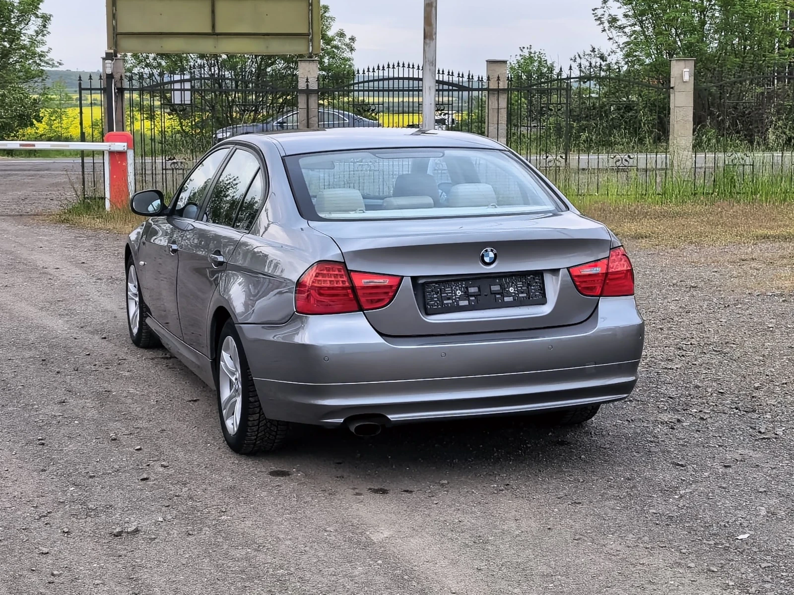 BMW 318 2, 0i, снимка 5 - Автомобили и джипове - 54488271