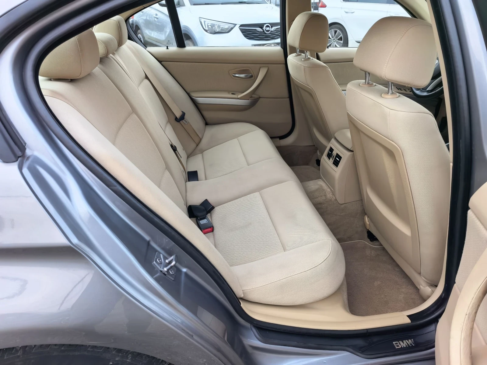 BMW 318 2, 0i, снимка 14 - Автомобили и джипове - 54488271
