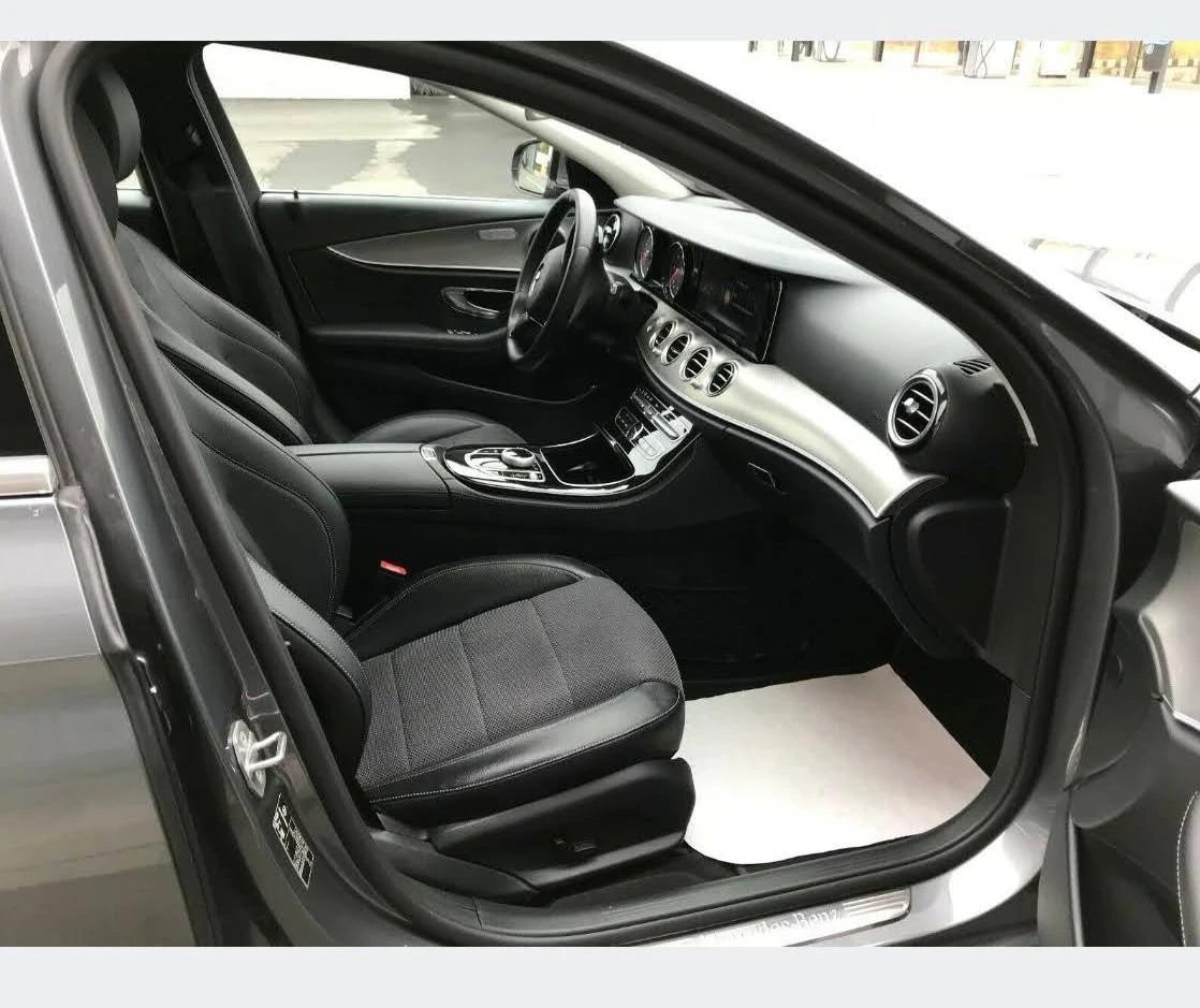 Mercedes-Benz E 220, снимка 6 - Автомобили и джипове - 54593921