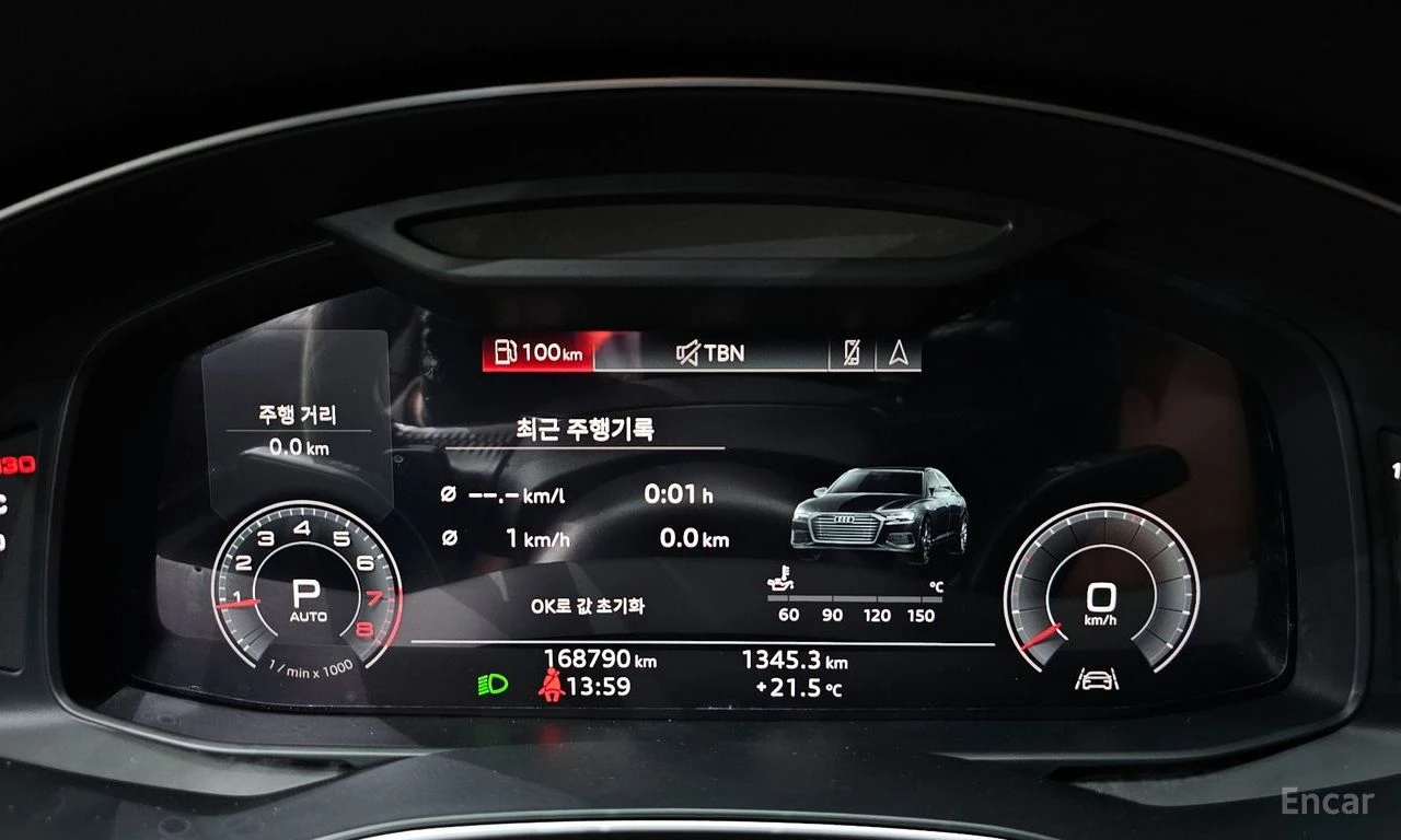 Audi A6 45 TFSI Quattro* DISTRONIC* HEAD-UP* 360 CAM* HUD*, снимка 10 - Автомобили и джипове - 54639434