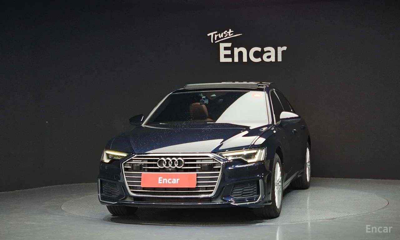 Audi A6 45 TFSI Quattro* DISTRONIC* HEAD-UP* 360 CAM* HUD*, снимка 2 - Автомобили и джипове - 54639434