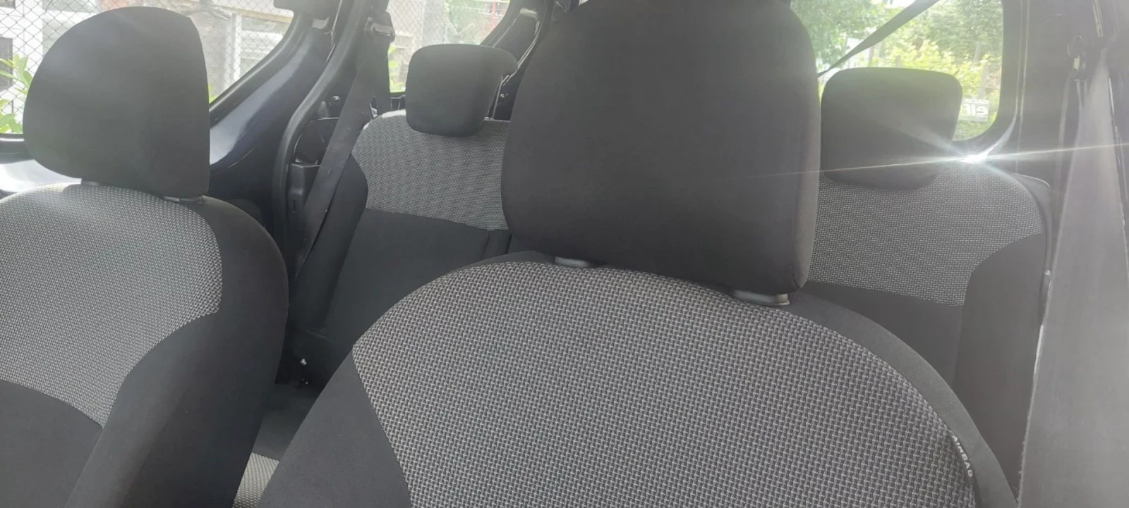 Dacia Dokker 1.6-102  кс, снимка 9 - Автомобили и джипове - 54781153
