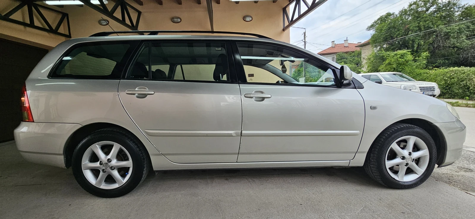 Toyota Corolla * 2.0* D4D* ТОП ОФЕРТА !, снимка 7 - Автомобили и джипове - 55270711