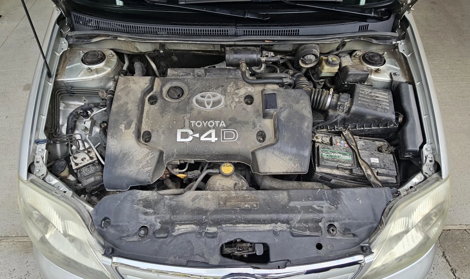 Toyota Corolla * 2.0* D4D* ТОП ОФЕРТА !, снимка 17 - Автомобили и джипове - 55270711