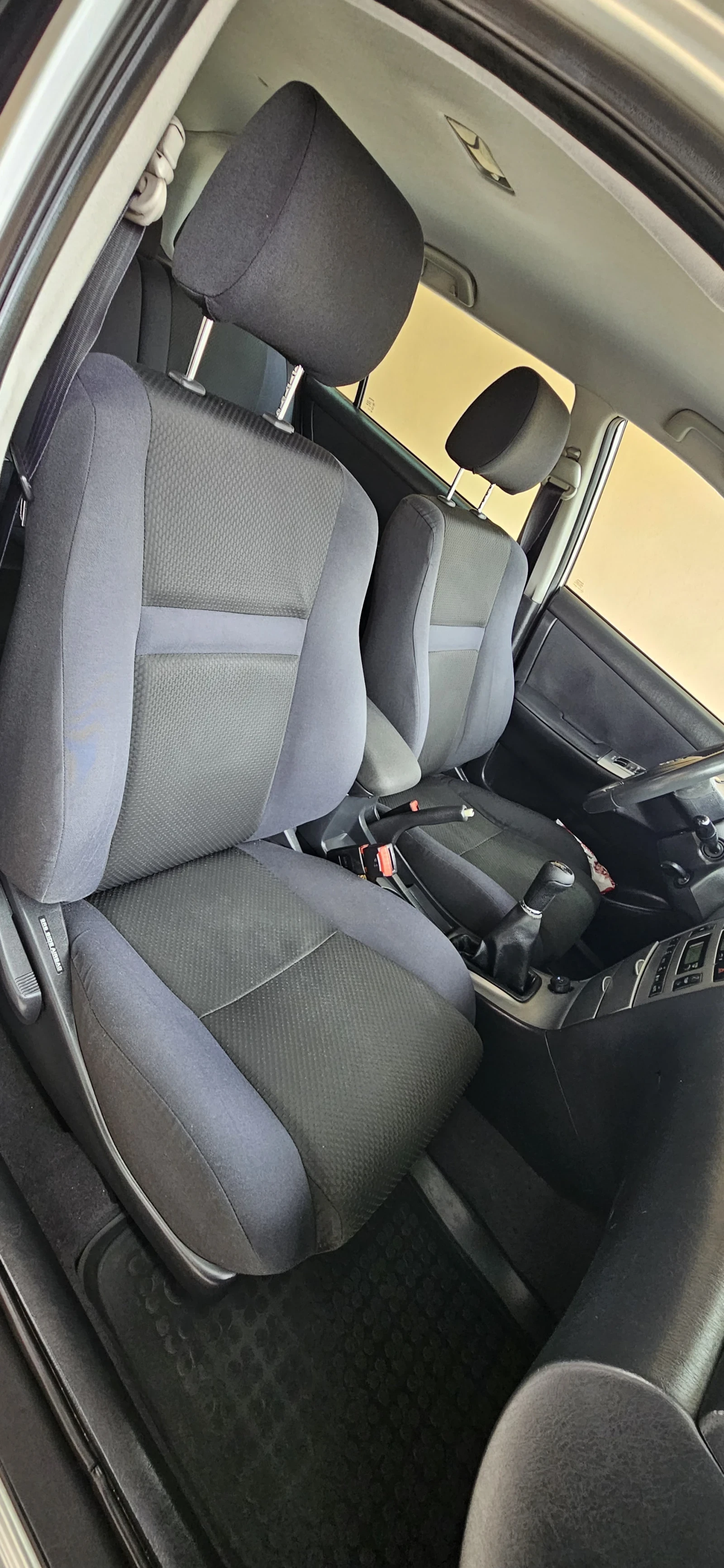 Toyota Corolla * 2.0* D4D* ТОП ОФЕРТА !, снимка 10 - Автомобили и джипове - 55270711