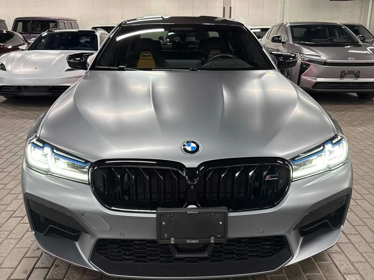 BMW M5 Competition xDrive | CARFAX | АВТОКРЕДИТ , снимка 2 - Автомобили и джипове - 55500407