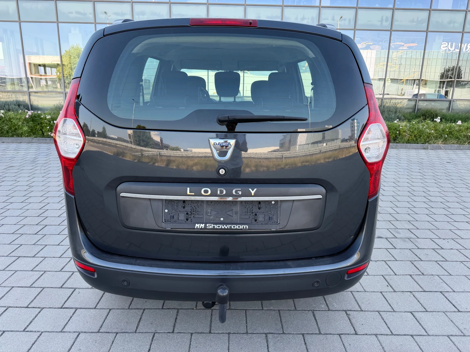 Dacia Lodgy 1.6-ГАЗ-BRC-7МЕСТА-НАВИГАЦИЯ-ПОДГРЕВ-ПАРКТРОНИК, снимка 6 - Автомобили и джипове - 55639152