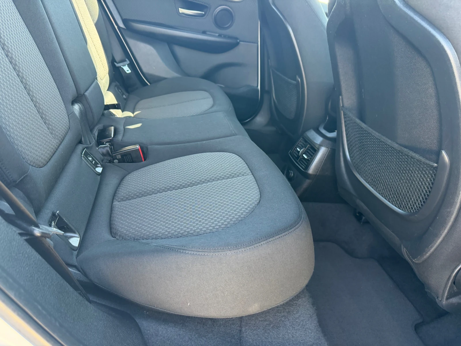 BMW 2 Active Tourer 216 D(KATO НОВА), снимка 13 - Автомобили и джипове - 56008068