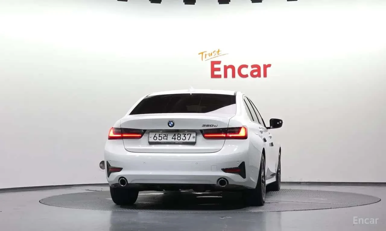 BMW 320 d | АВТОФИНАНСИРАНЕ | ЦЕНА ДО БЪЛГАРИЯ, снимка 4 - Автомобили и джипове - 56167164