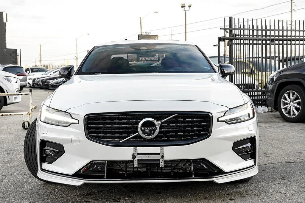 Volvo S60 B5 R-Design AWD/Harman Kardon/360/CRUISE CTRL/PANO, снимка 4 - Автомобили и джипове - 56202853