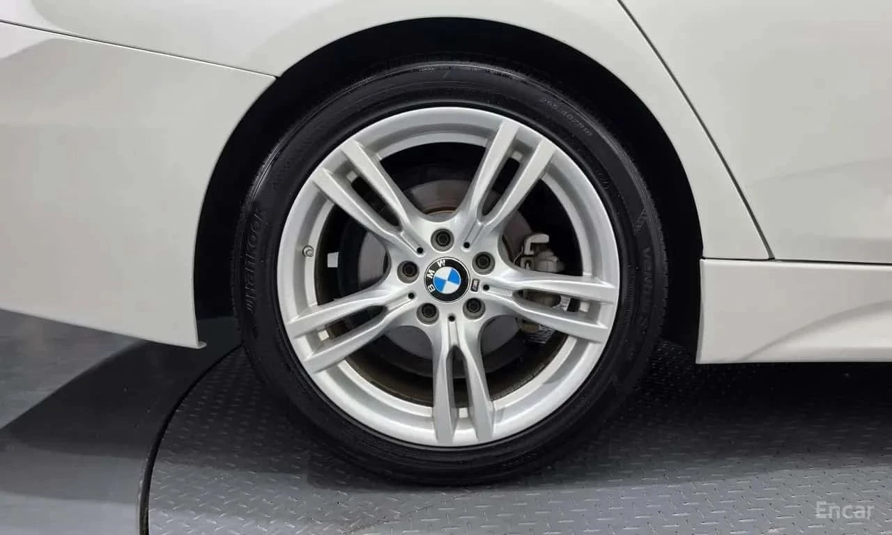 BMW 330, снимка 5 - Автомобили и джипове - 56690213