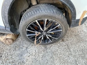 Toyota C-HR 1.8-Хибрид-Фейс-20хл.км, снимка 13