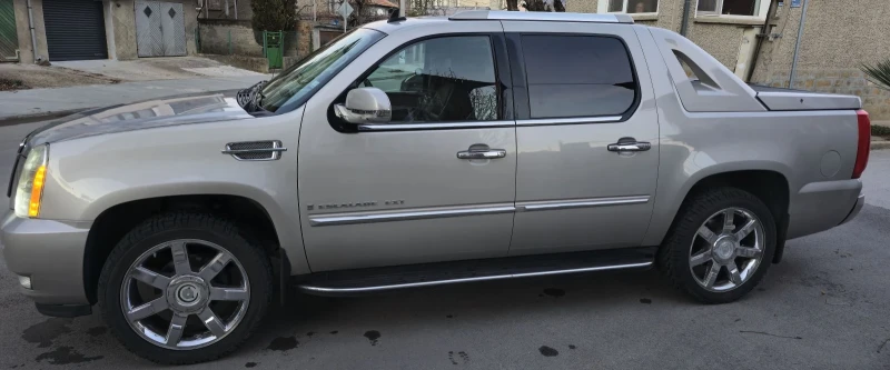 Cadillac Escalade EXT 6.2 4x4 LPG, снимка 8 - Автомобили и джипове - 47543672