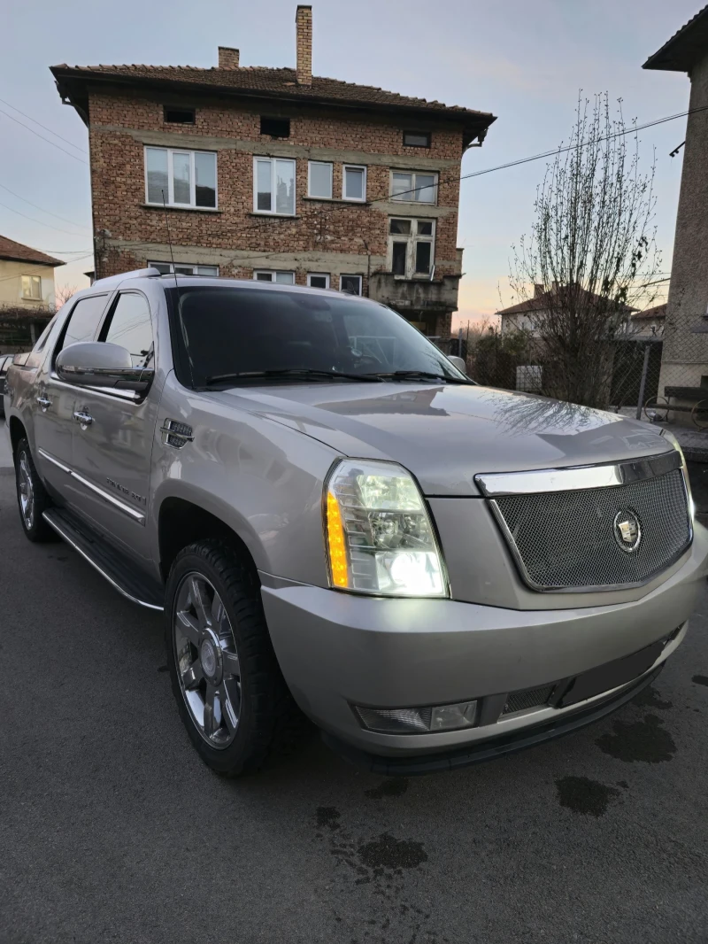 Cadillac Escalade EXT 6.2 4x4 LPG, снимка 1 - Автомобили и джипове - 47543672